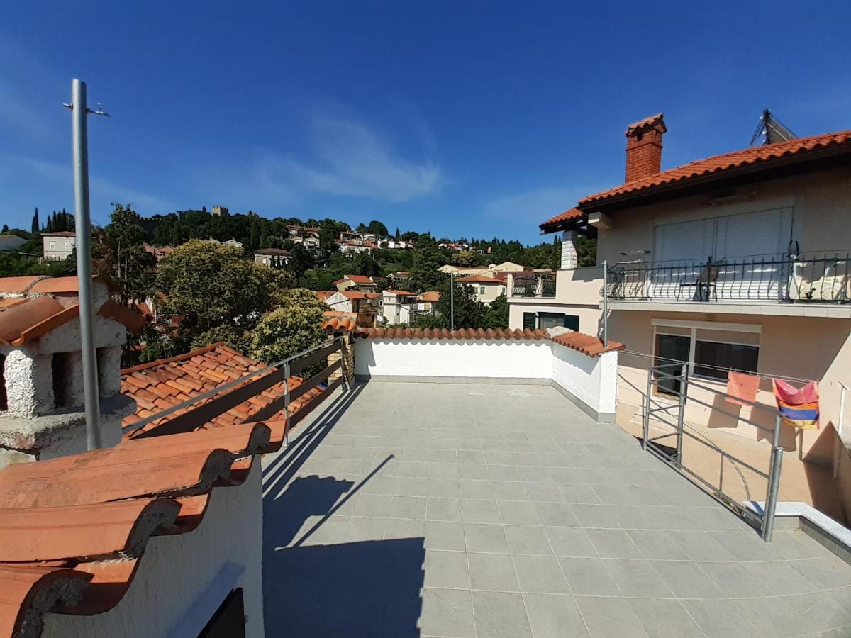 Kat-Y Terrace With Excellent View Apartment Piran Luaran gambar