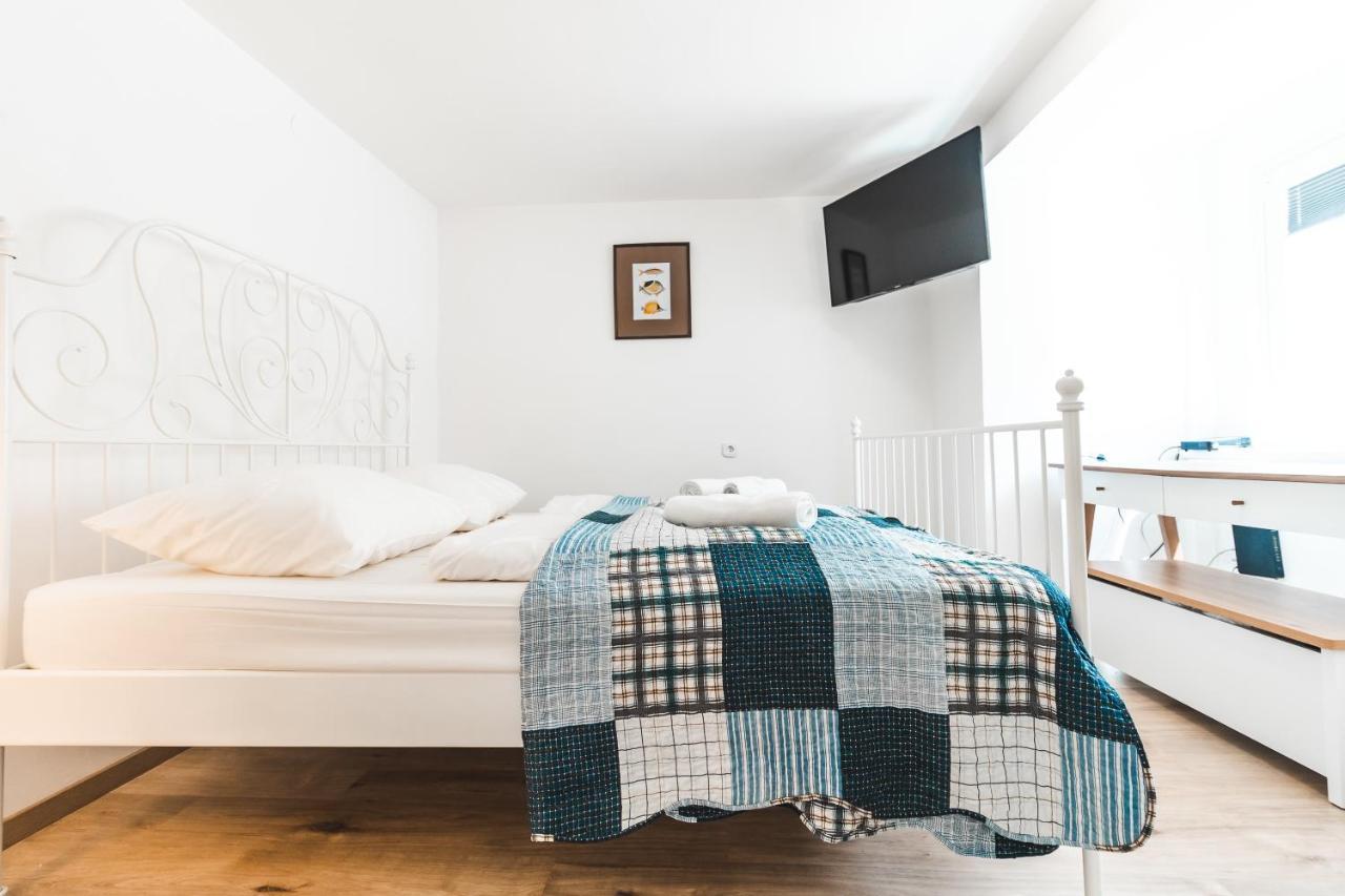 Kat-Y Terrace With Excellent View Apartment Piran Luaran gambar